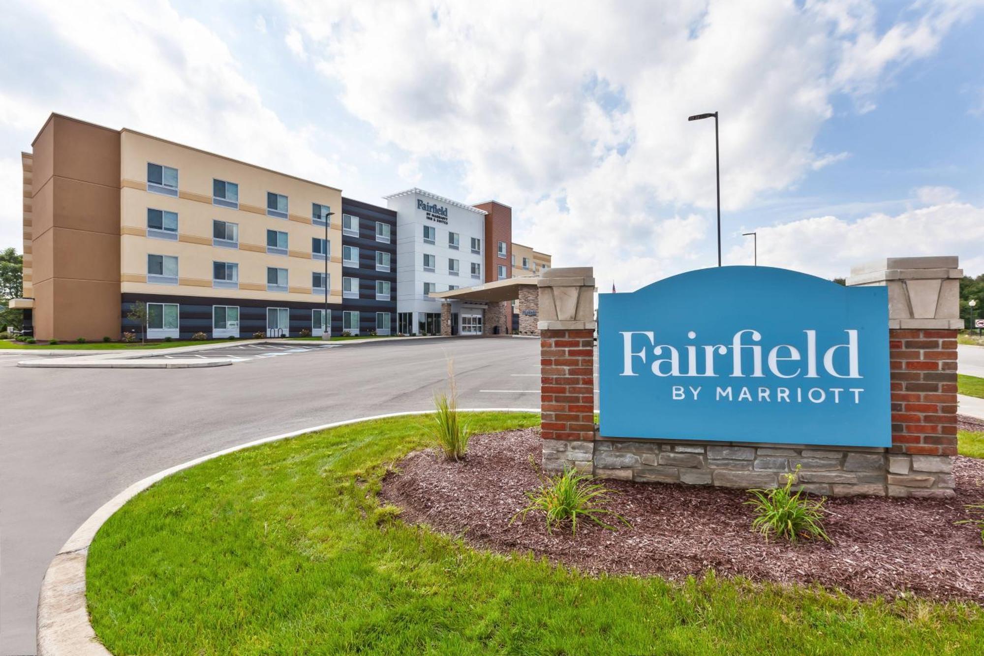 Fairfield Inn & Suites By Marriott Гошен Экстерьер фото
