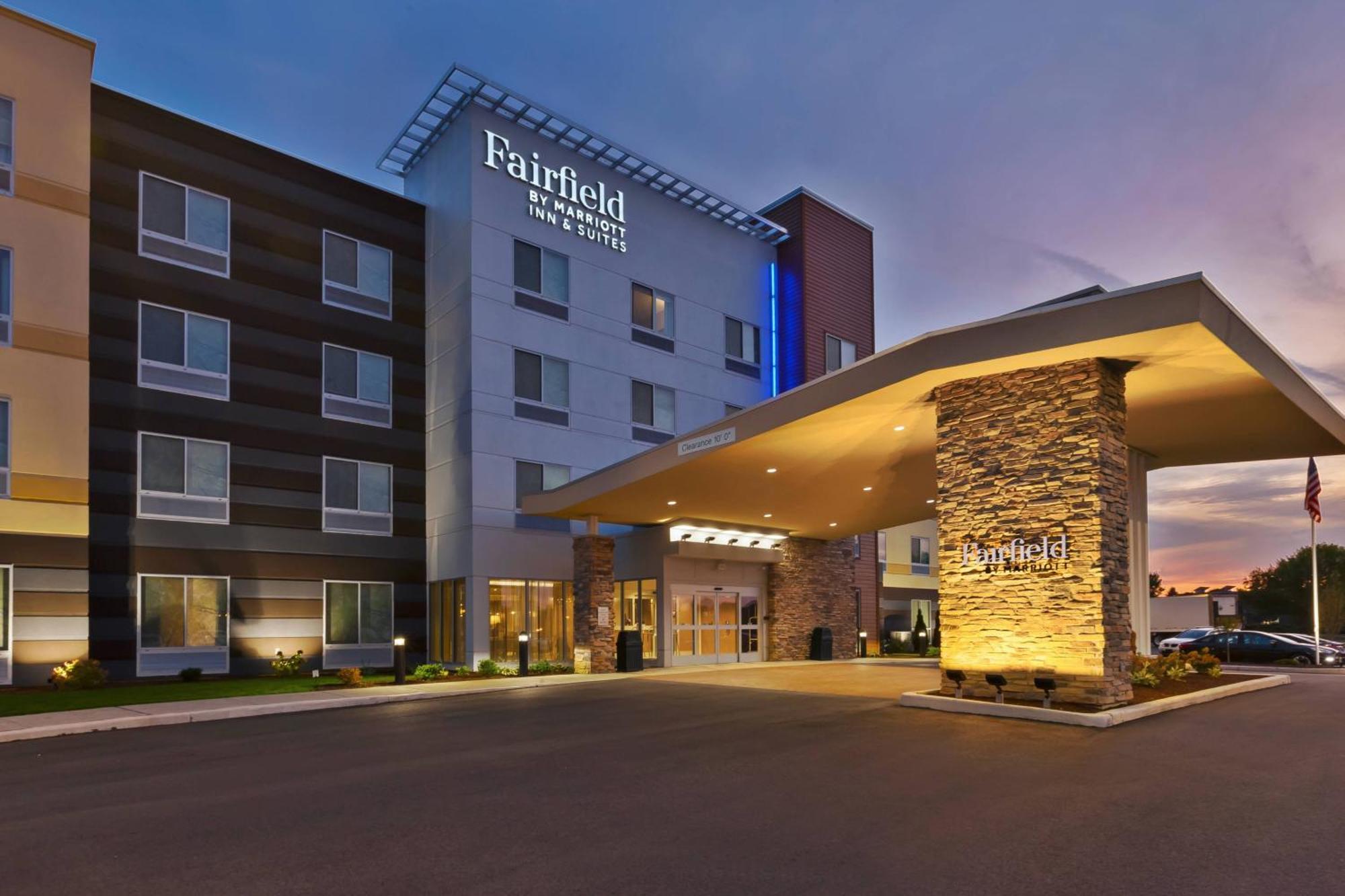 Fairfield Inn & Suites By Marriott Гошен Экстерьер фото